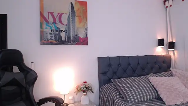 miawilson 1 online show from December 3, 2025, 4:24 am