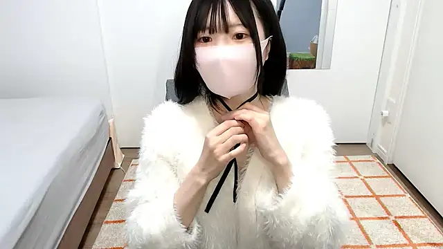  mi tsu ki  online show from January 3, 2025, 7:27 am