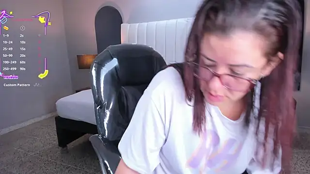 vanity sex online show from October 24, 2025, 11:42 am