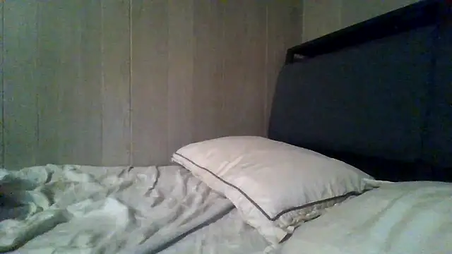 kik123kik123 online show from January 7, 2026, 3:39 pm