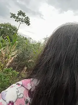 Snapshot of ViolettaSummer chatting on February 6, 2026, 10:28 pm ViolettaSummer online show from February 6, 2026, 10:28 pm