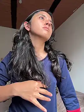 Snapshot of ViolettaSummer chatting on March 3, 2026, 9:33 pm ViolettaSummer online show from March 3, 2026, 9:33 pm