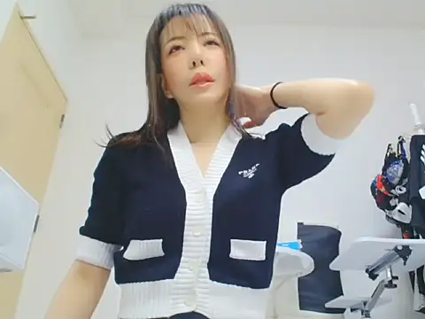 Snapshot of nene_teacher chatting on March 13, 2025, 1:07 pm nene teacher online show from March 13, 2025, 1:07 pm