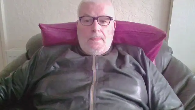 Leatherman63 online show from October 25, 2025, 8:57 am