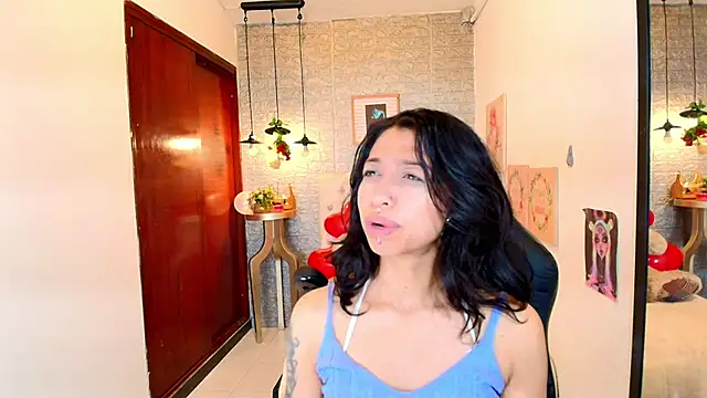 REDHOTTER  online show from March 19, 2025, 7:49 pm
