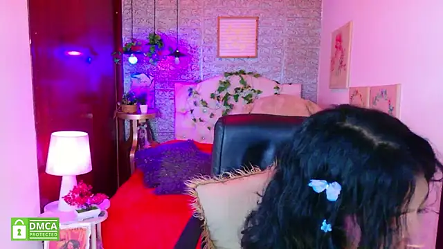 REDHOTTER  online show from January 14, 2026, 8:12 pm