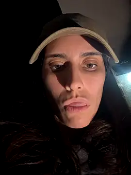 Snapshot of lupitta_1 chatting on November 2, 2025, 5:12 am lupitta 1 online show from November 2, 2025, 5:12 am