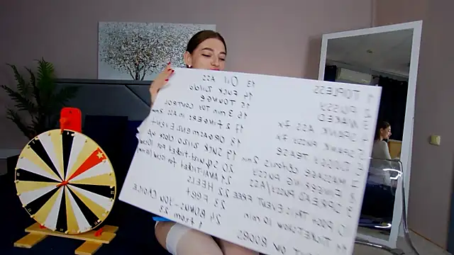 Snapshot of NicoleRosss chatting on October 20, 2025, 1:00 pm NicoleRosss online show from October 20, 2025, 1:00 pm