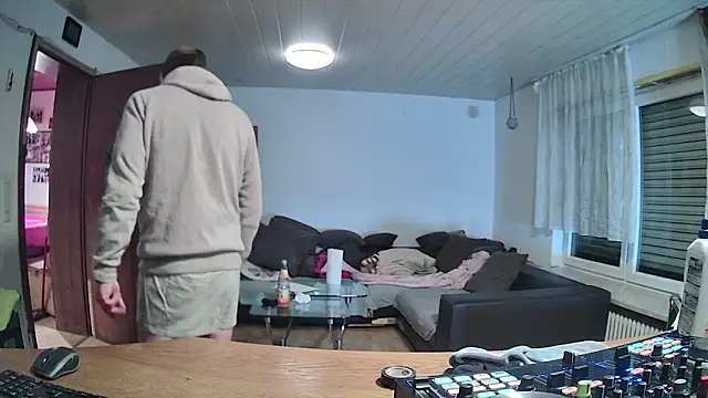 Snapshot of rosaeichel chatting on February 10, 2026, 2:43 am rosaeichel online show from February 10, 2026, 2:43 am