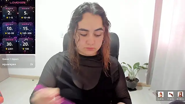 Snapshot of maryluna95 chatting on July 16, 2026, 4:48 pm maryluna95 online show from July 16, 2026, 4:48 pm