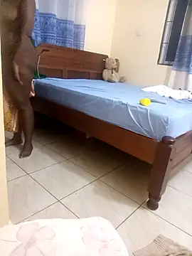 Snapshot of zainabsmile chatting on January 31, 2026, 9:24 pm zainabsmile online show from January 31, 2026, 9:24 pm