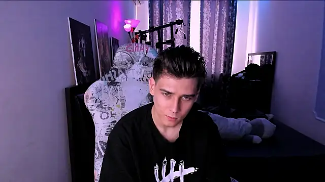 Foxicfu online show from February 5, 2026, 8:21 am