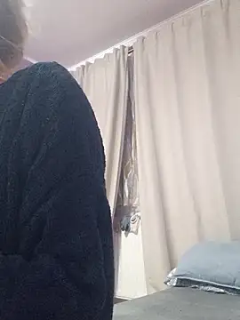 BritneyHudson online show from October 11, 2025, 2:12 am