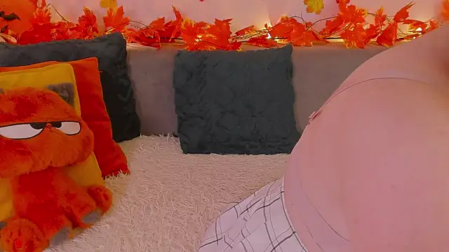 Snapshot of Tori_the_witch chatting on November 8, 2025, 6:50 am Tori the witch online show from November 8, 2025, 6:50 am