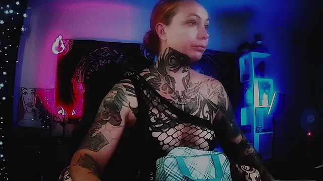 miss jenna lovee online show from July 3, 2026, 1:01 am