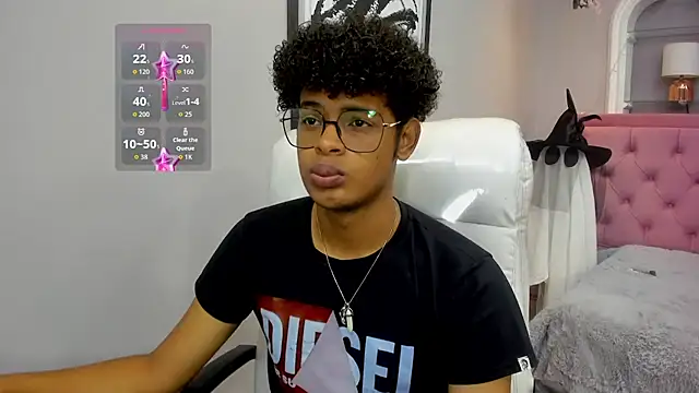 boylittle19cm online show from October 30, 2025, 12:25 pm