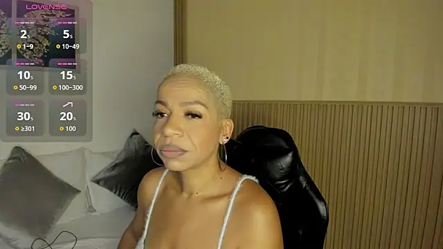 summer night  online show from April 5, 2026, 1:18 pm