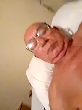 Snapshot of sincuenton24cmts chatting on December 18, 2025, 10:13 pm sincuenton24cmts online show from December 18, 2025, 10:13 pm