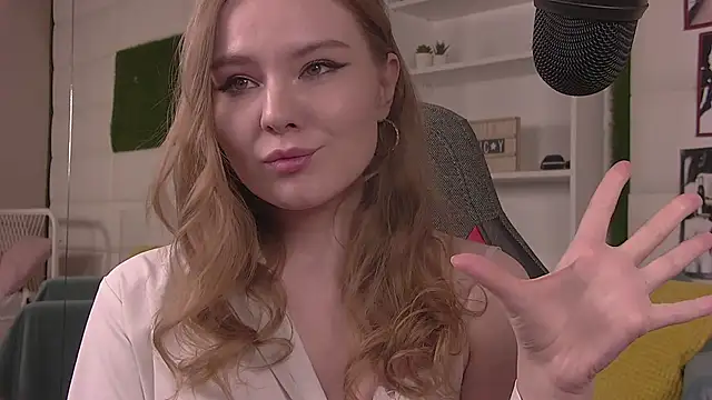 ValerieViolette online show from February 16, 2025, 12:10 pm