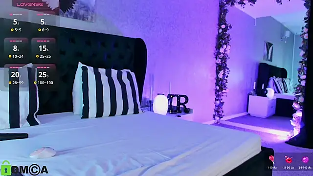 MashaReed  online show from November 20, 2025, 9:15 pm