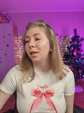 D0nna  online show from January 15, 2026, 8:18 am