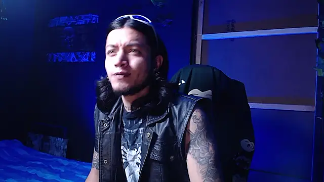 Snapshot of Dicaprioo_ chatting on February 2, 2026, 7:18 am Dicaprioo online show from February 2, 2026, 7:18 am