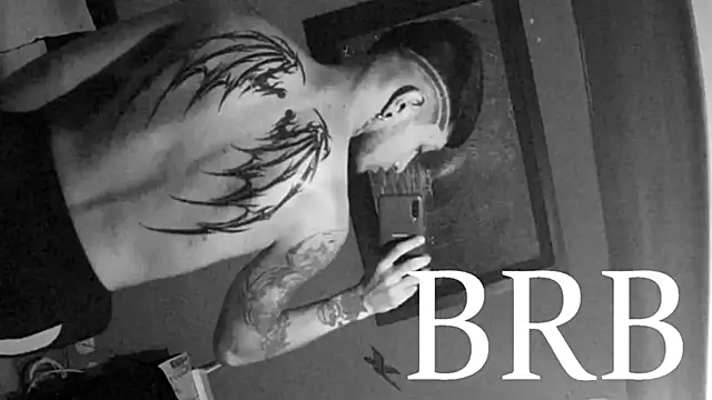 Snapshot of Dicaprioo_ chatting on February 13, 2026, 5:46 pm Dicaprioo online show from February 13, 2026, 5:46 pm