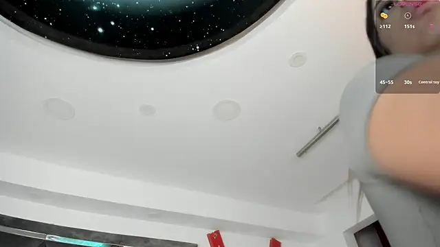 Snapshot of Elsalombardi_ chatting on November 17, 2025, 12:31 pm Elsalombardi online show from November 17, 2025, 12:31 pm