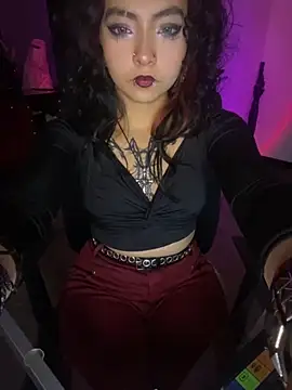  Gothiccbitch  online show from October 7, 2025, 7:20 am