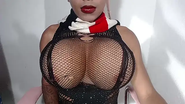 andreablackcock online show from October 13, 2025, 2:07 pm