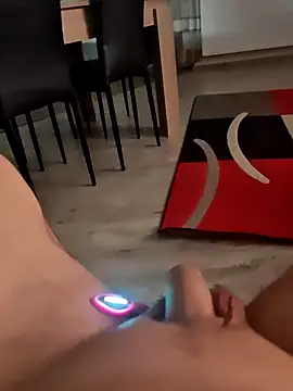 Szeltolo001 online show from March 15, 2026, 1:01 am