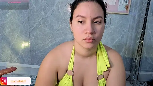 Snapshot of Mia__reys chatting on May 23, 2026, 1:21 pm Mia reys online show from May 23, 2026, 1:21 pm