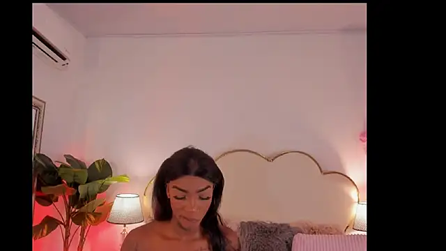 CahitlinBell online show from February 10, 2026, 5:17 am