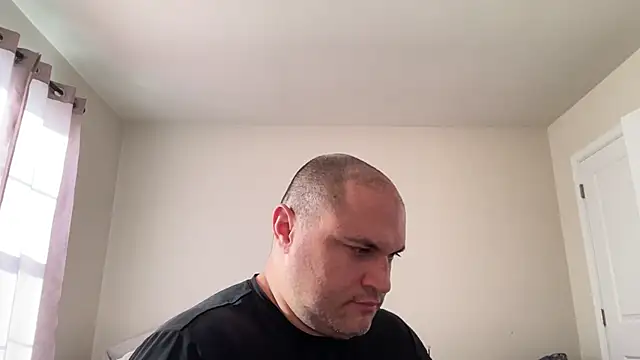 SluggishChase99 online show from December 16, 2025, 3:05 pm