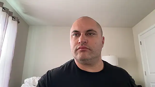 SluggishChase99 online show from October 26, 2025, 5:35 pm