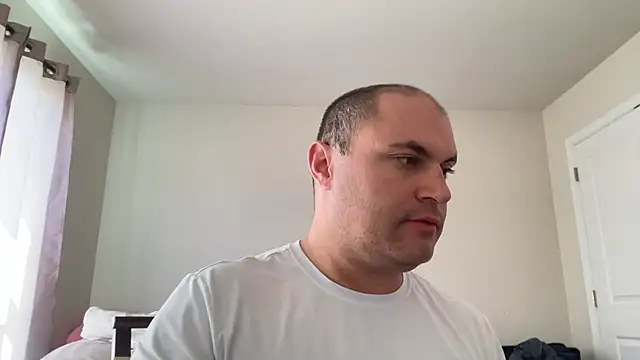 SluggishChase99 online show from April 12, 2026, 4:43 pm