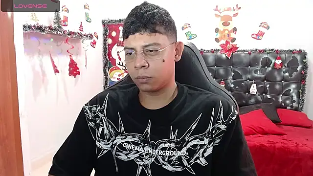 Wiiliam 20 online show from December 22, 2024, 1:11 pm