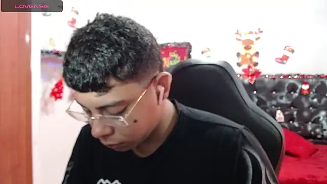 Wiiliam 20 online show from December 24, 2024, 1:28 pm