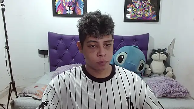 Wiiliam 20 online show from April 13, 2026, 2:32 pm