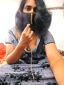 Ammupuku1 online show from February 3, 2026, 9:20 pm