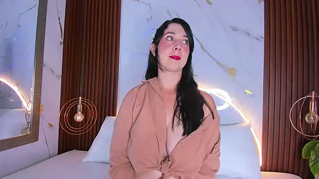 Snapshot of dahianthompson chatting on October 18, 2025, 9:28 pm dahianthompson online show from October 18, 2025, 9:28 pm