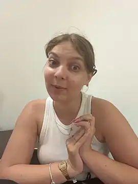 Snapshot of kitty_kat__ chatting on September 16, 2025, 10:55 pm kitty kat online show from September 16, 2025, 10:55 pm