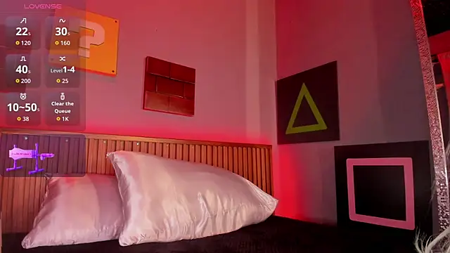 Elettra Rou online show from April 10, 2026, 2:18 am