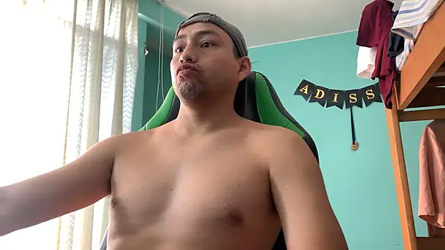 Snapshot of Allen_ibe chatting on March 19, 2025, 3:19 pm Allen ibe online show from March 19, 2025, 3:19 pm