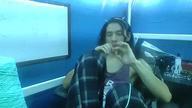 Flappywig online show from March 10, 2026, 5:22 am