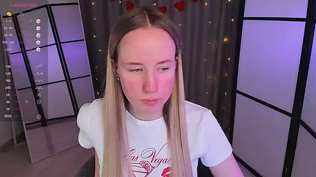 Snapshot of Cassie_Kelman chatting on February 15, 2025, 11:58 pm Cassie Kelman online show from February 15, 2025, 11:58 pm