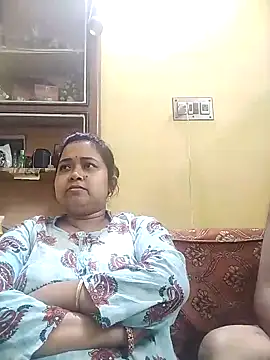 Bengaliboudi143 online show from February 20, 2025, 1:51 pm