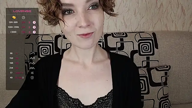 Snapshot of TinaWince chatting on October 18, 2025, 4:03 am TinaWince online show from October 18, 2025, 4:03 am