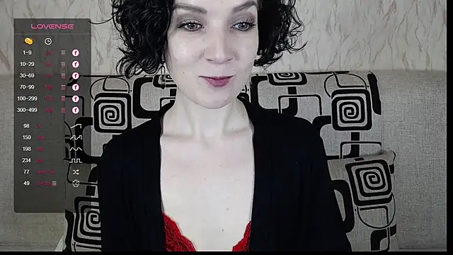Snapshot of TinaWince chatting on February 13, 2025, 5:48 am TinaWince online show from February 13, 2025, 5:48 am