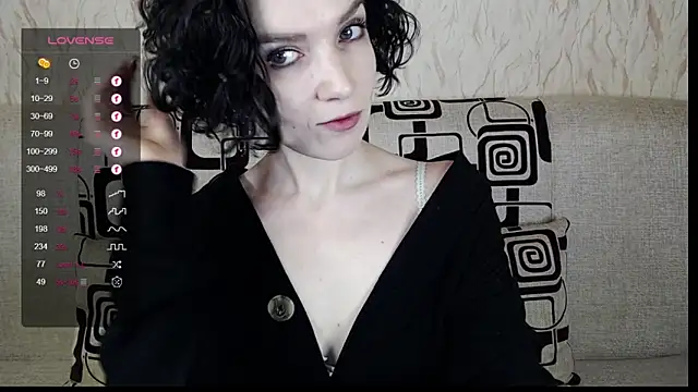 Snapshot of TinaWince chatting on February 2, 2025, 5:53 am TinaWince online show from February 2, 2025, 5:53 am